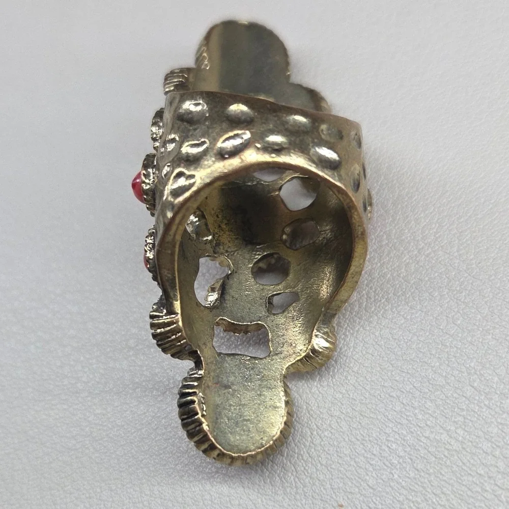 Boho Red Faux Coral Stone Statement Ring Gold Tone Textured Shield Size 7